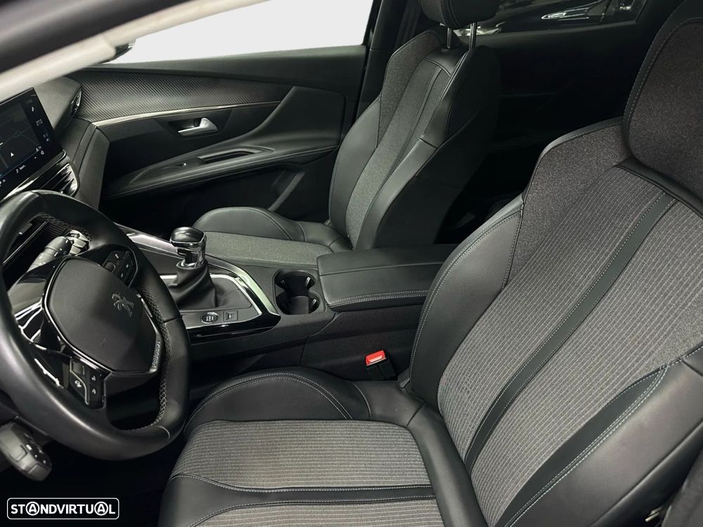 Peugeot 3008 1.5 BlueHDi Allure - 8