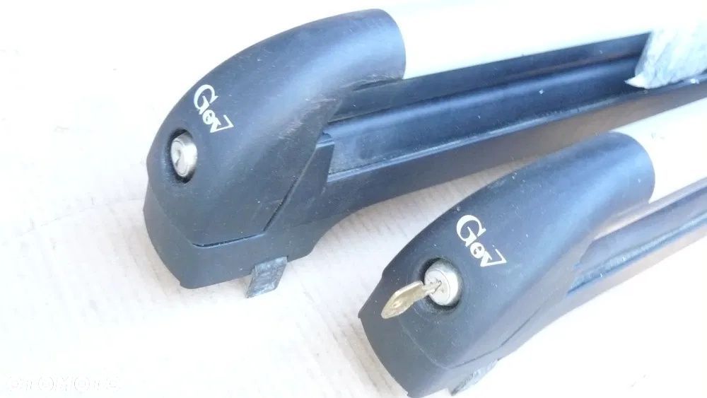 Uchwyt narciarski na 5 par nart GOV alu klucz - 1