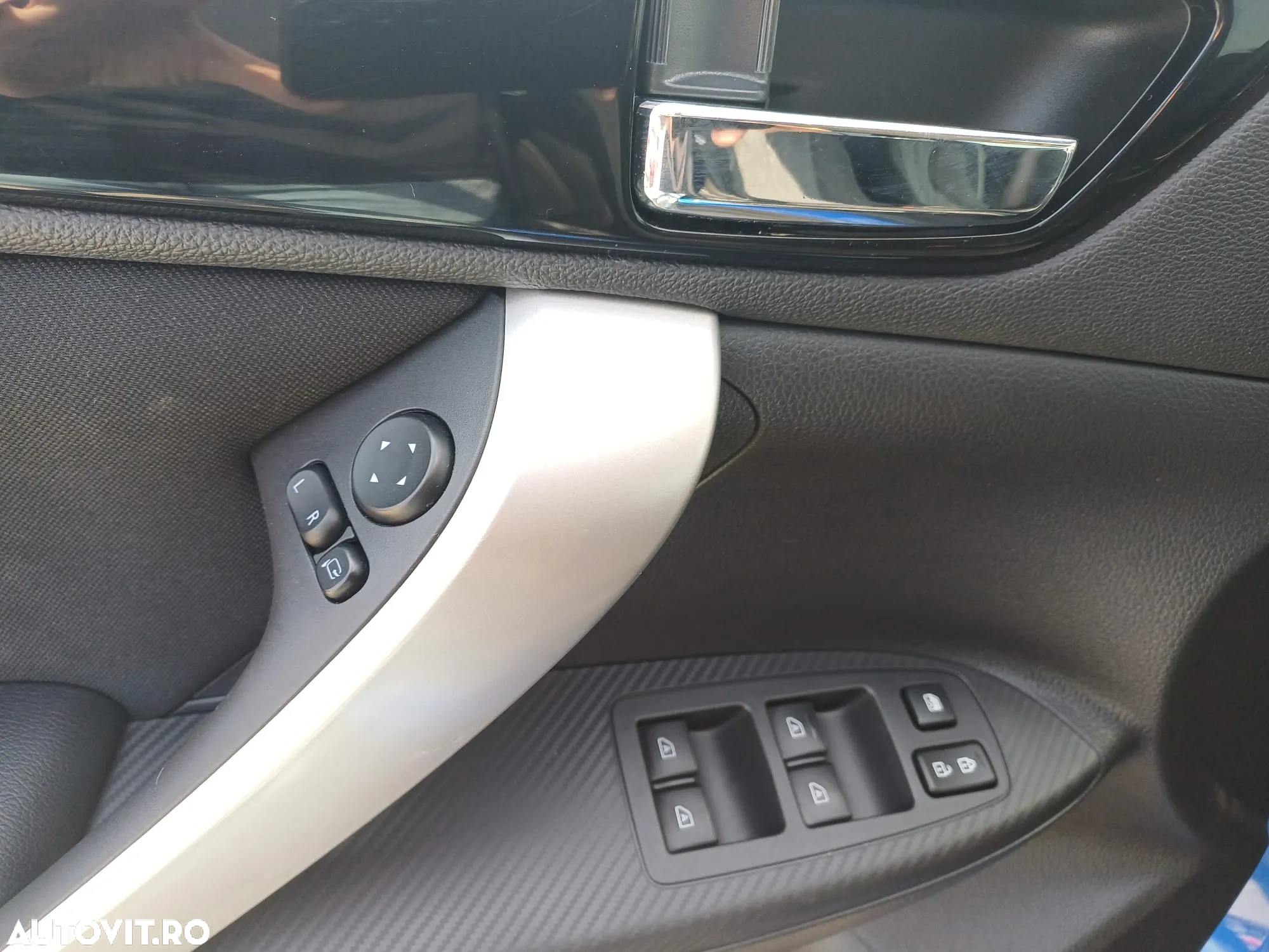 Mitsubishi Eclipse-Cross 1.5-litre 16-valve DOHC MIVEC Intense Aut. - 12