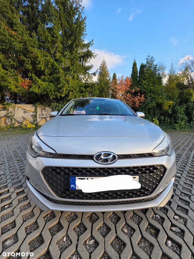 Hyundai i20 1.1 CRDi - 11