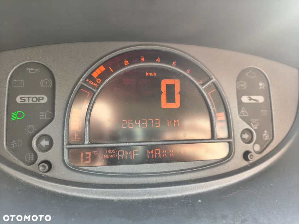Renault Modus - 12