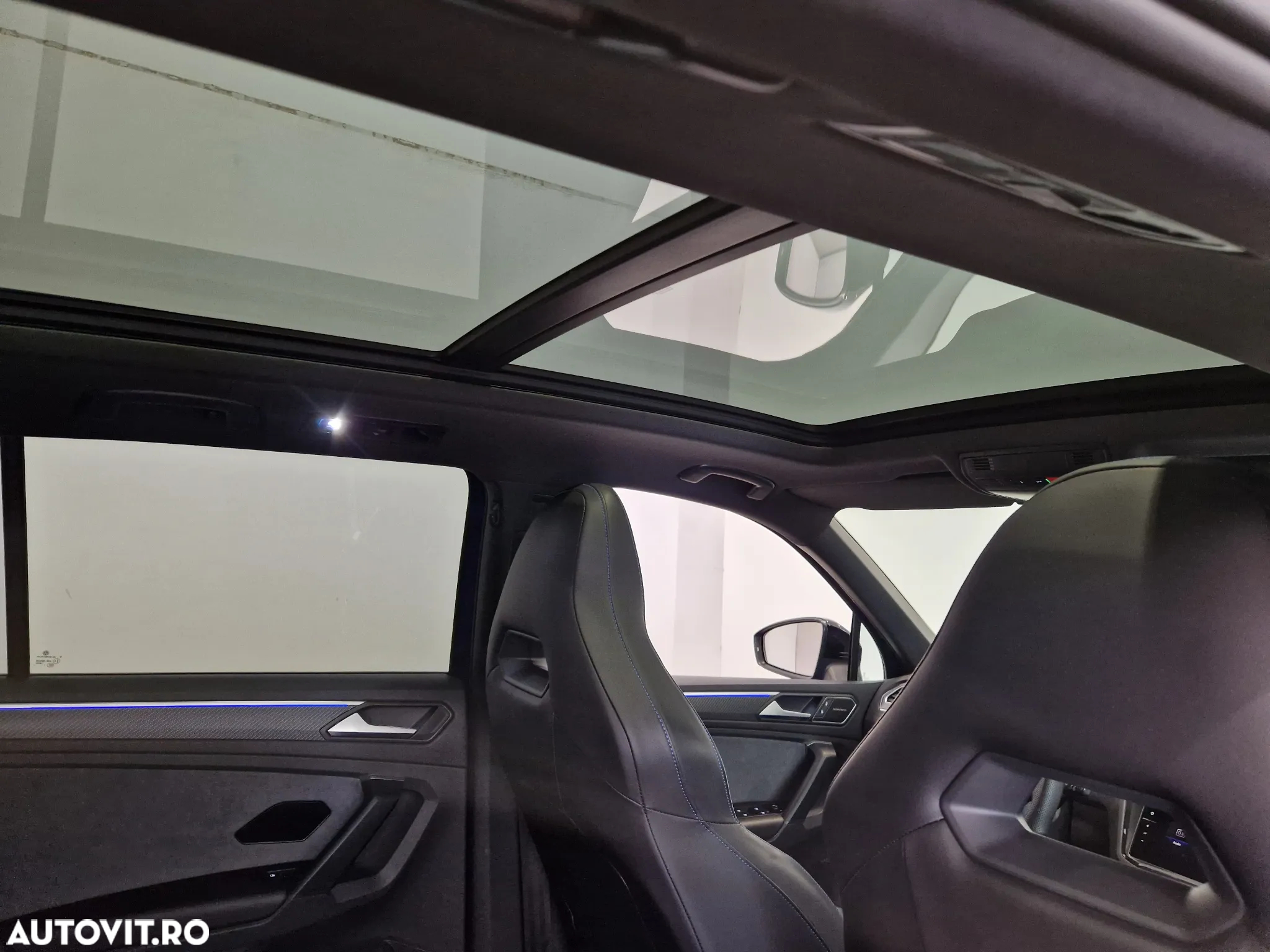 Volkswagen Tiguan 2.0 TSI OPF DSG 4Motion R - 15