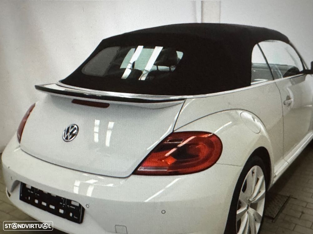 VW New Beetle Cabriolet 2.0 TSI DSG Exclusive Sport - 16