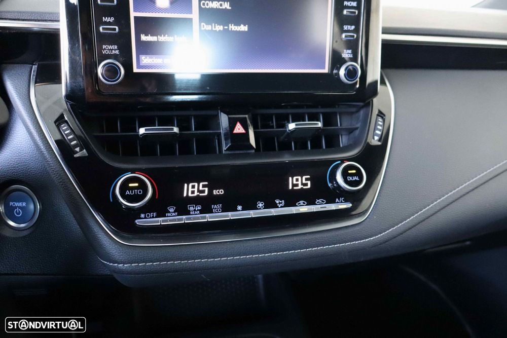 Toyota Corolla 1.8 Hybrid Comfort - 32