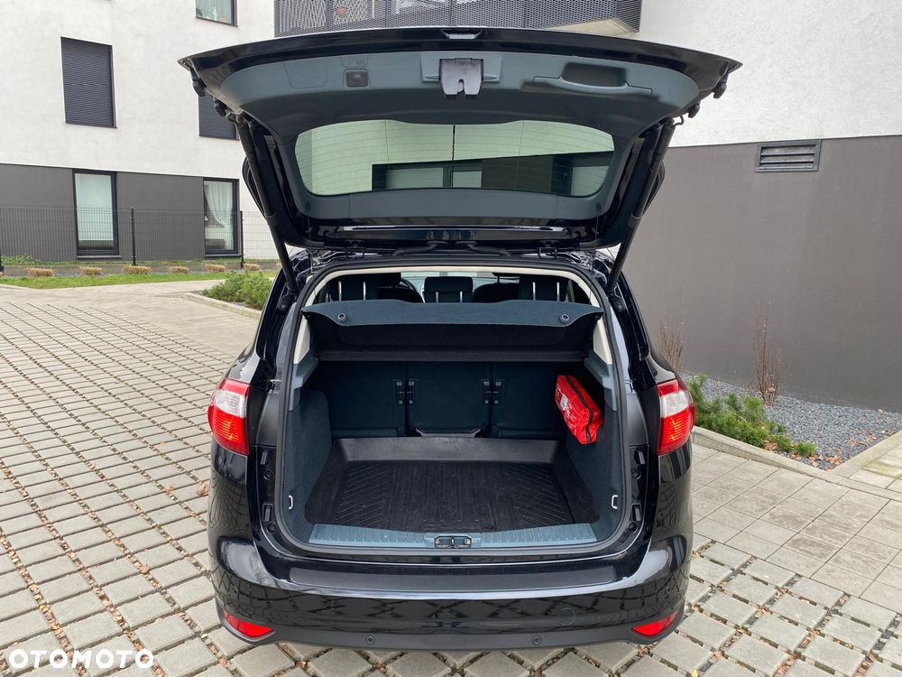 Ford C-MAX - 16