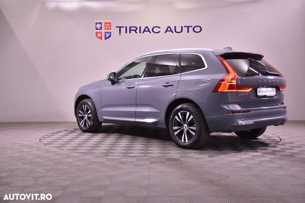 Volvo XC 60 T6 AWD Recharge Geartronic Inscription Expression - 3