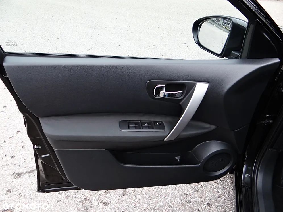 Nissan Qashqai+2 2.0 Tekna - 21