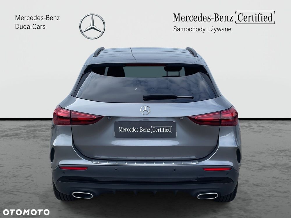 Mercedes-Benz GLA - 6