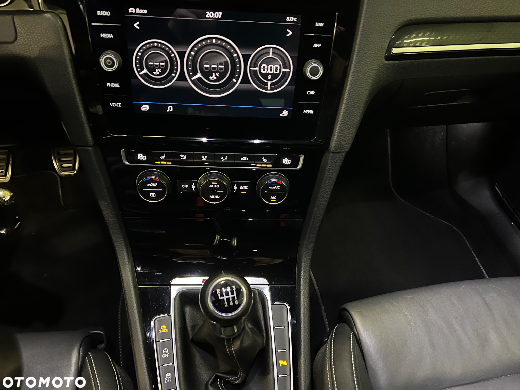Volkswagen Golf R 4Motion (BlueMotion Technology) - 16