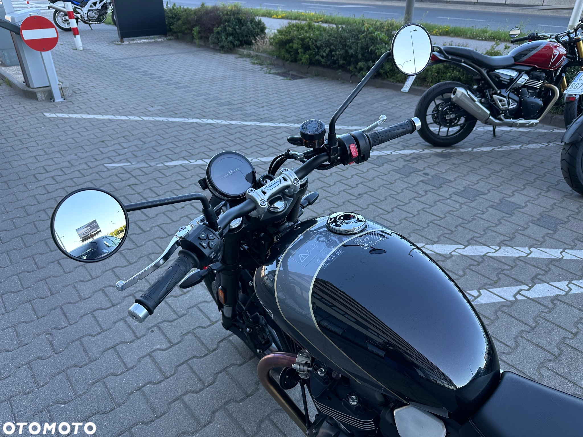 Triumph Speed Twin - 8