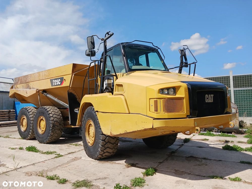 Caterpillar 725 C