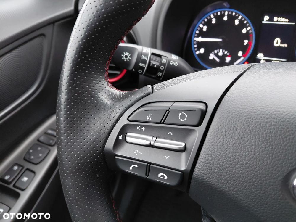 Hyundai Kona 1.6 T-GDI Premium 4WD DCT - 17