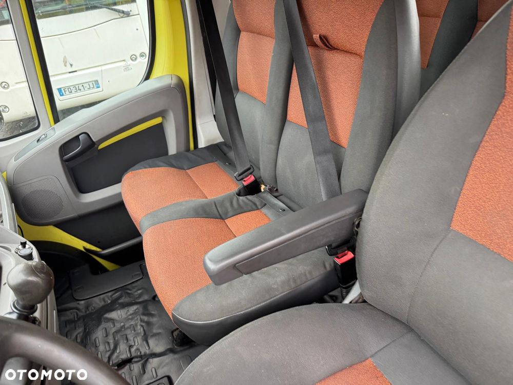 Fiat Ducato 2.3JTD Wywrotka Brygadówka Hak 3 Tony 7 Osobowa Klima Kiper I wł. - 17