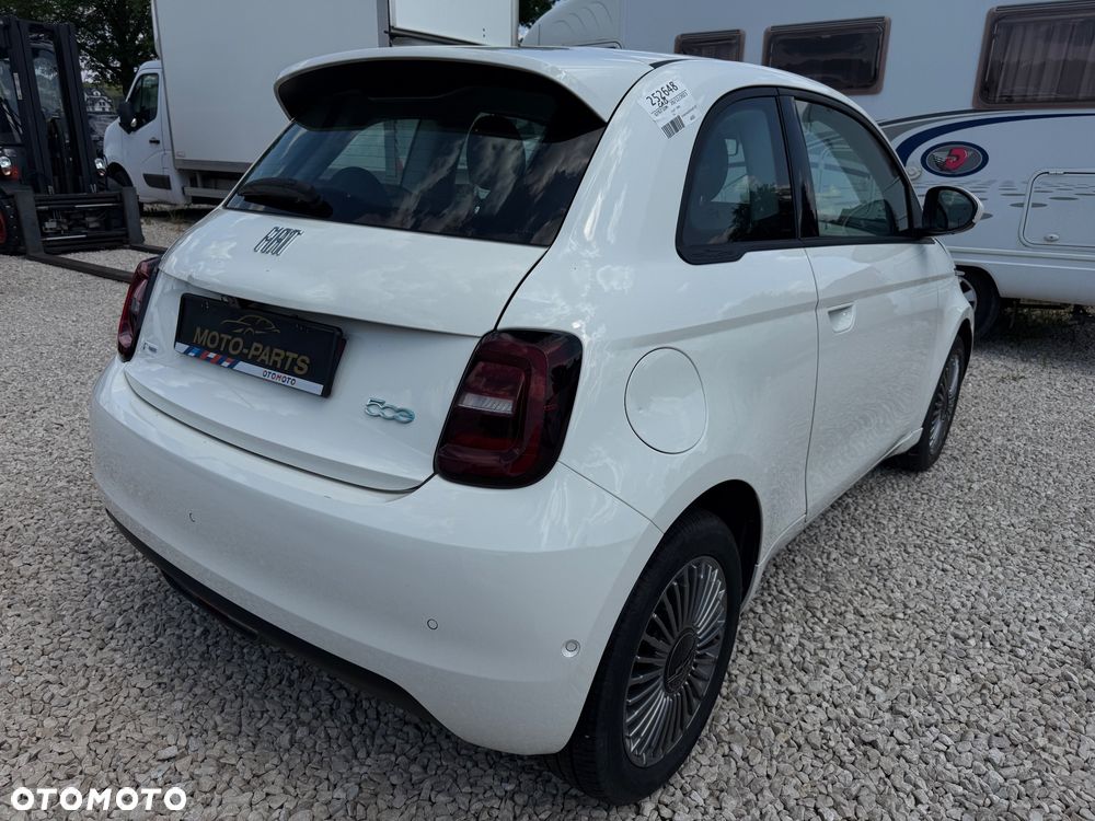 Fiat 500e - 9