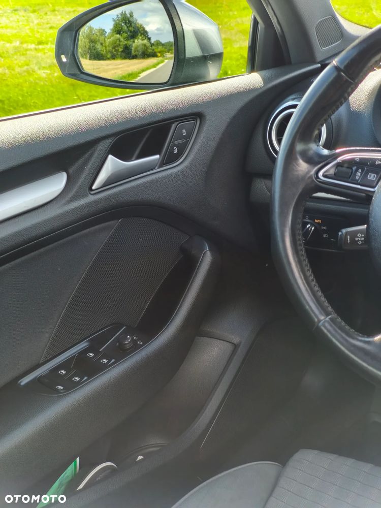 Audi A3 Limousine 1.6 TDI S tronic - 14