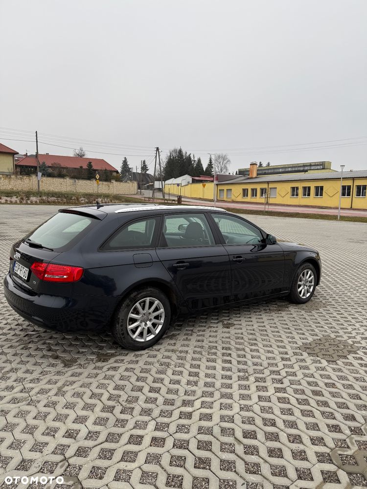 Audi A4 Avant 2.0 TDI - 8