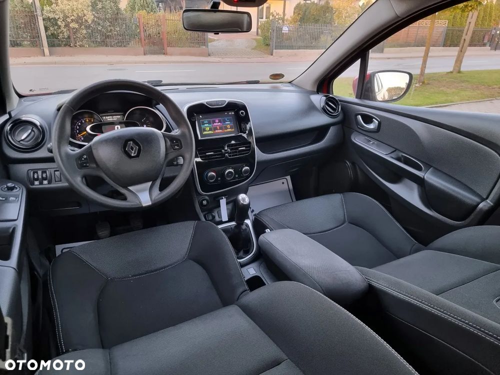 Renault Clio 1.2 16V 75 Dynamique - 11
