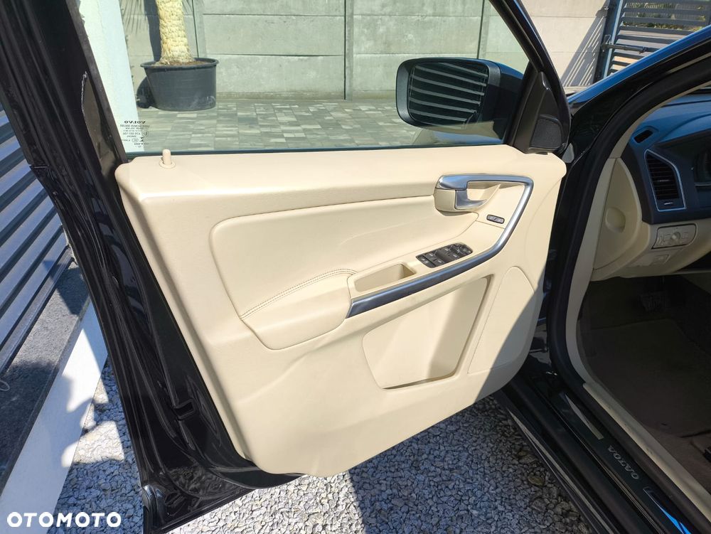 Volvo XC 60 D4 AWD Geartronic Summum - 10