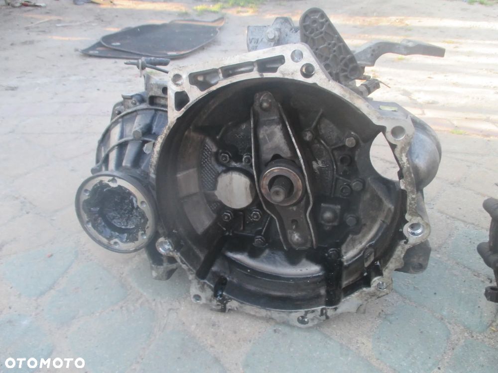 skrzynia biegów Golf V JETTA Touran Octavia 1.9TDI JCR - 6