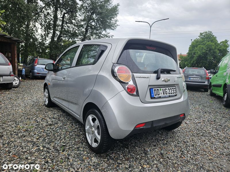 Chevrolet Spark 1.0 LS+ - 4