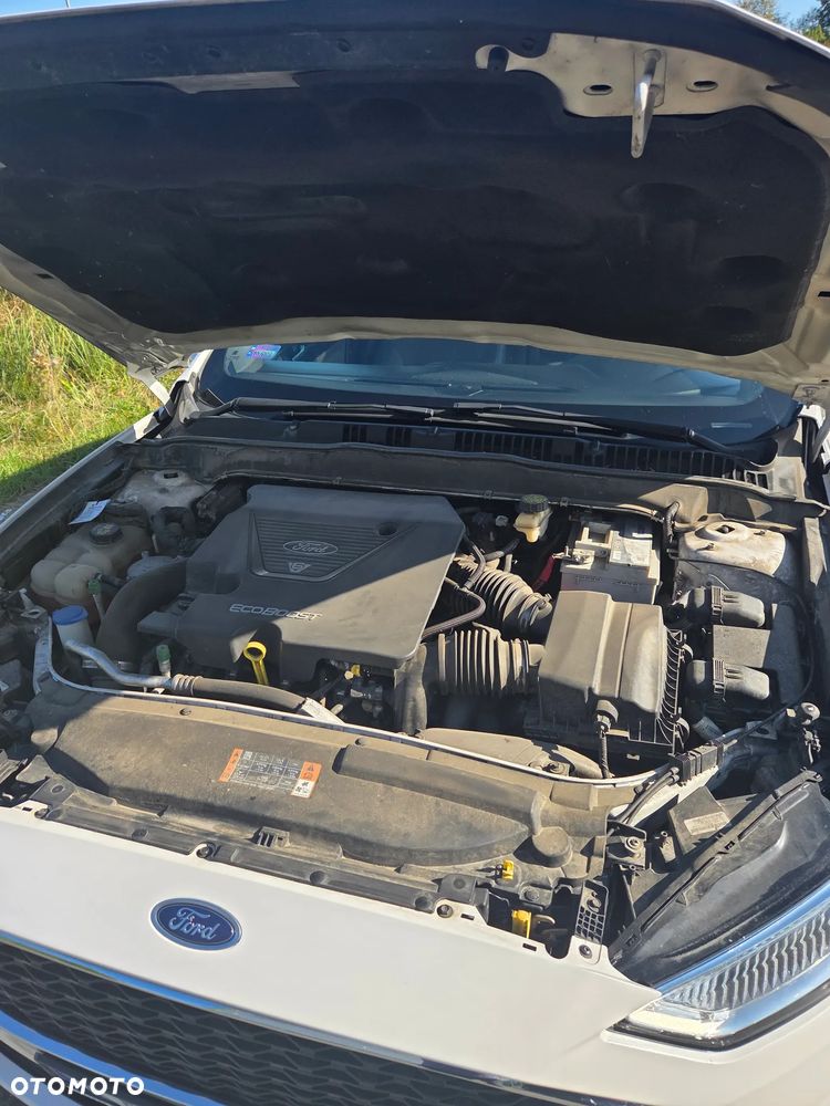 Ford Fusion - 11