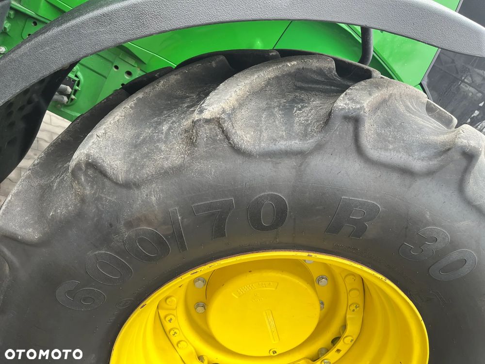 John Deere 7215 R - 10