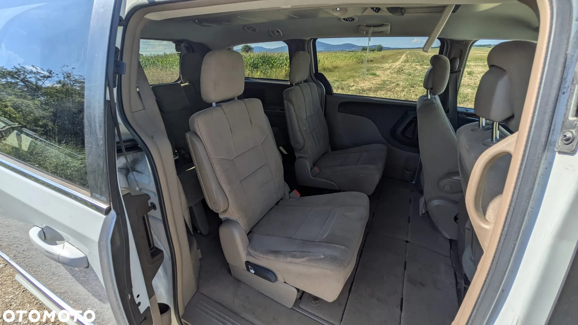 Chrysler Town & Country 3.6 Touring - 16