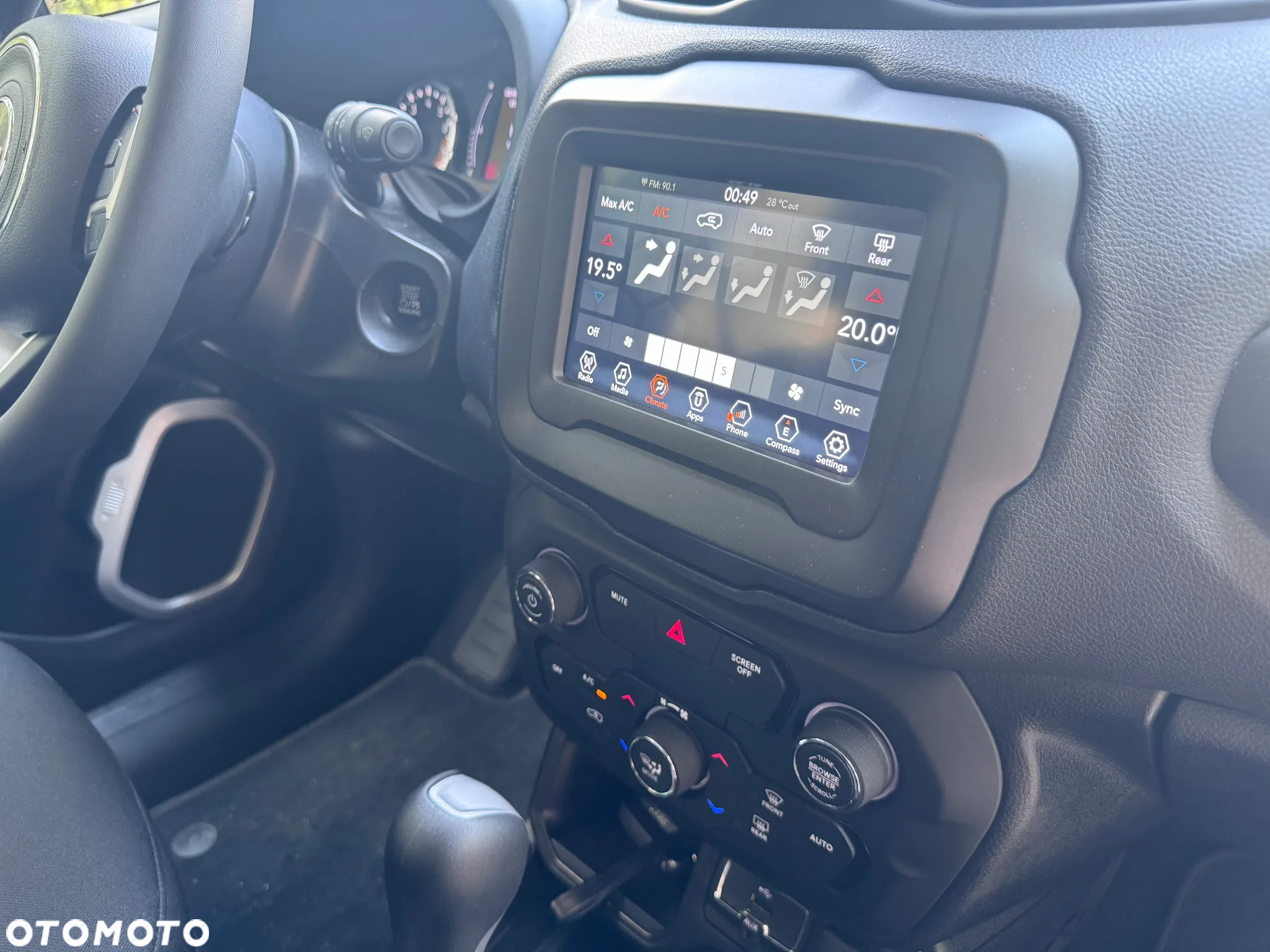 Jeep Renegade - 25