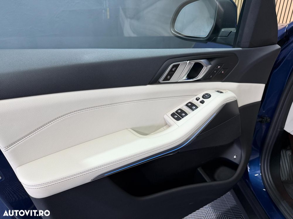 BMW X5 xDrive45e - 25