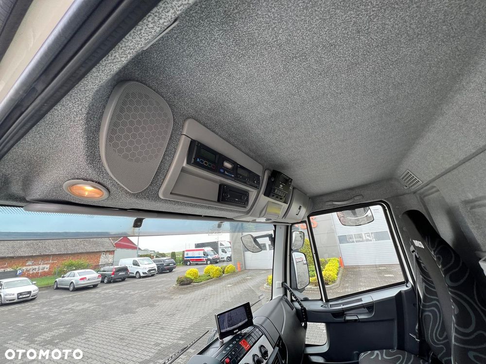 Iveco EUROCARGO 120E25 EURO 6 CHŁODNIA+WINDA+DRZWI+BOCZNE DRZWI 12.250 12-250 1225 - 28