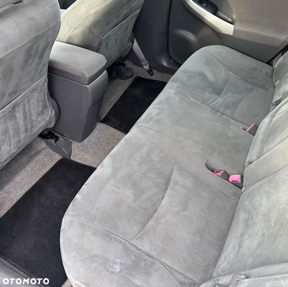 Toyota Prius - 11