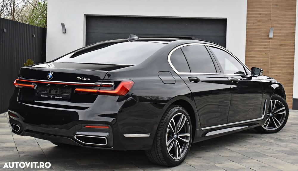 BMW Seria 7 745e - 4