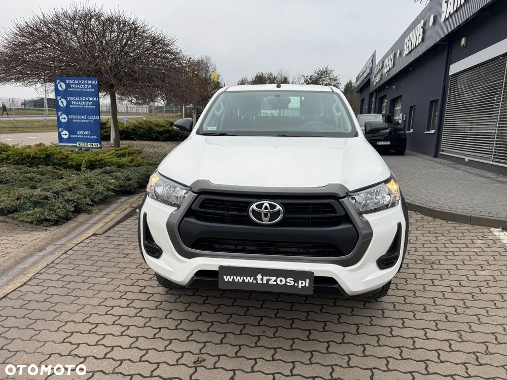Toyota Hilux 2.4 D-4D Extra Cab DLX 4x4 - 5