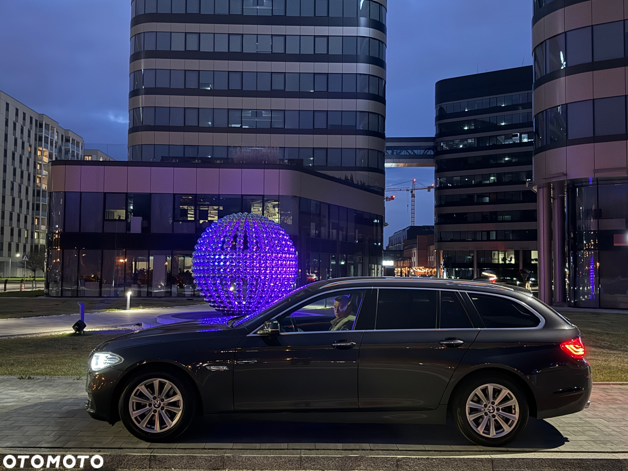BMW Seria 5 520d Touring Luxury Line - 32