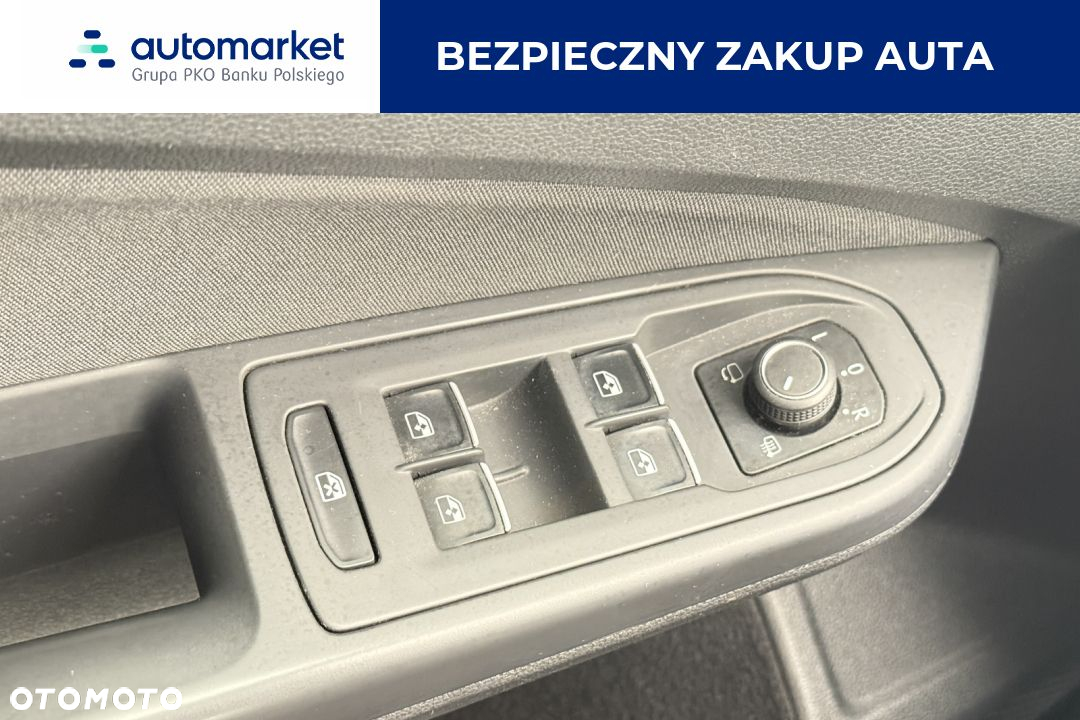 Volkswagen Golf VIII 1.5 TSI EVO Life - 13