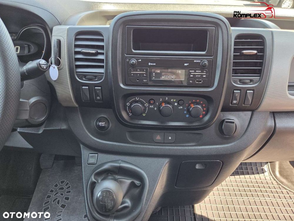 Renault Trafic - 12