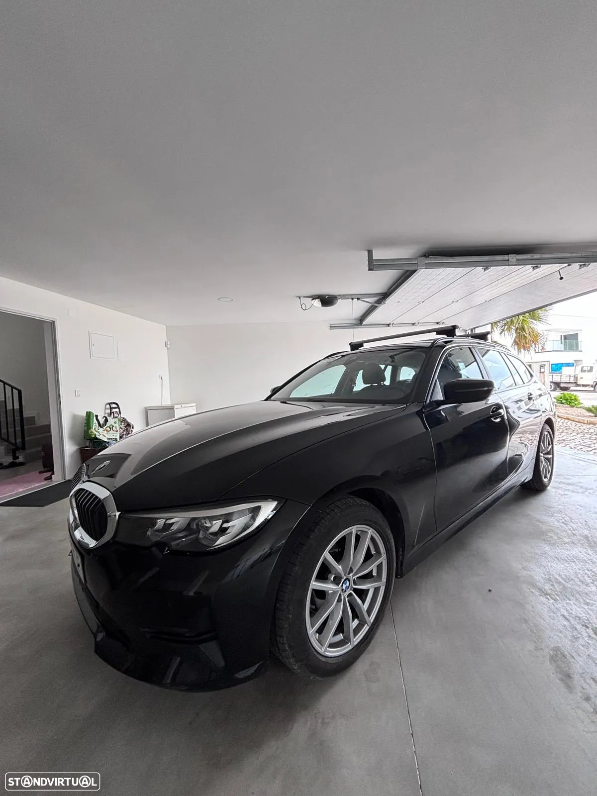 BMW 318 d Touring Essence - 17