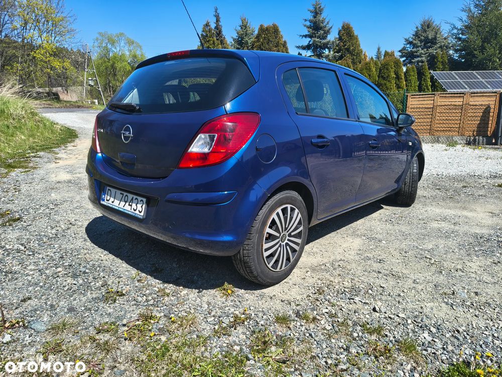 Opel Corsa 1.0 12V Essentia - 4