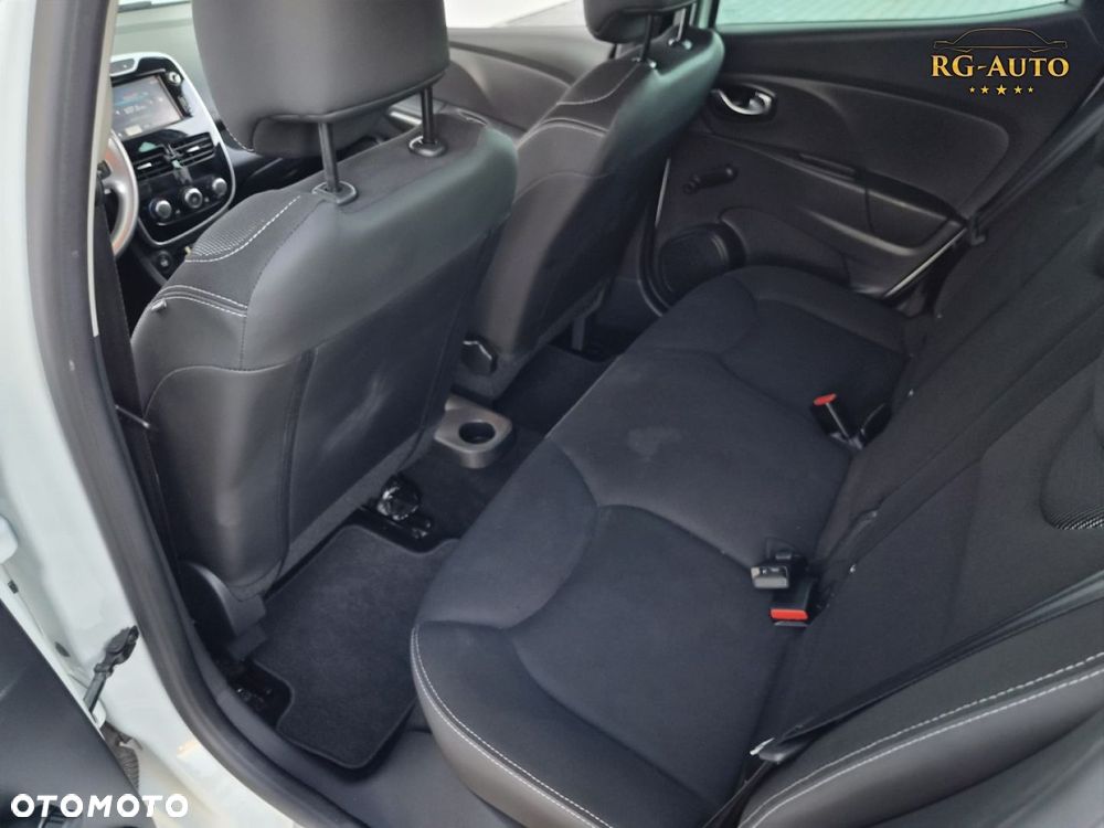 Renault Clio - 31