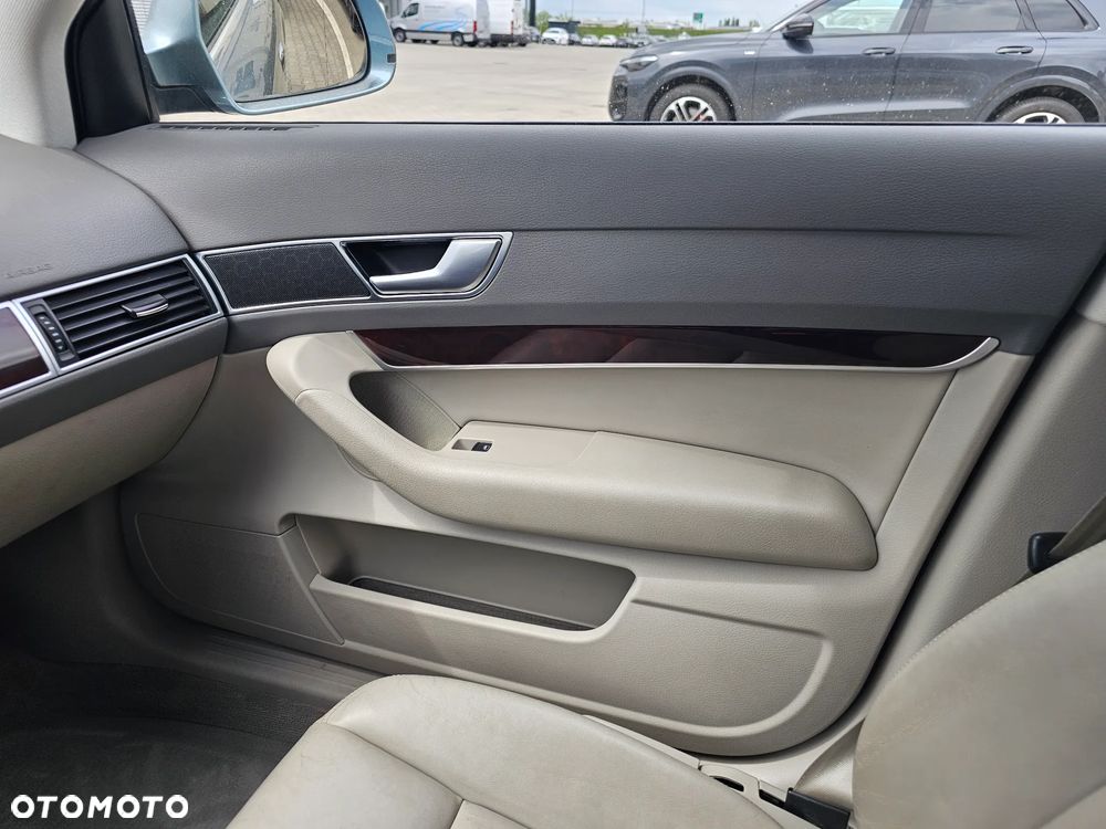 Audi A6 Avant 3.0 TFSI Quattro Tiptronic - 24