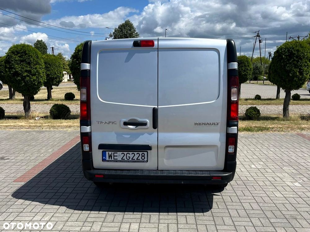 Renault Trafic - 16