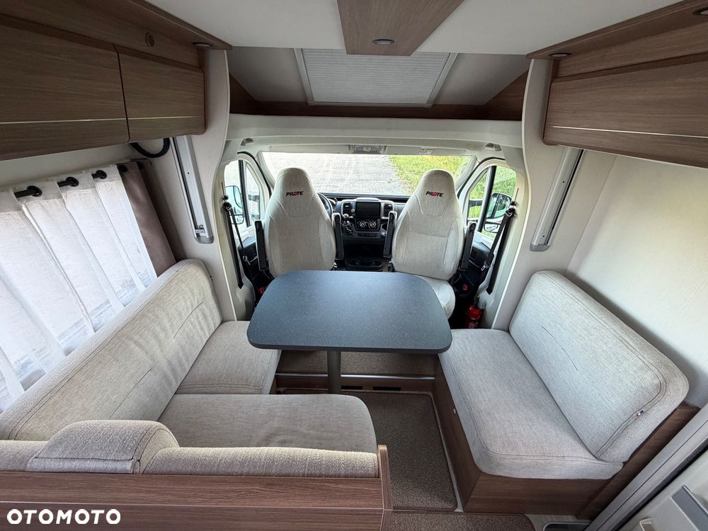 PILOTE P746GJ Expression - 18