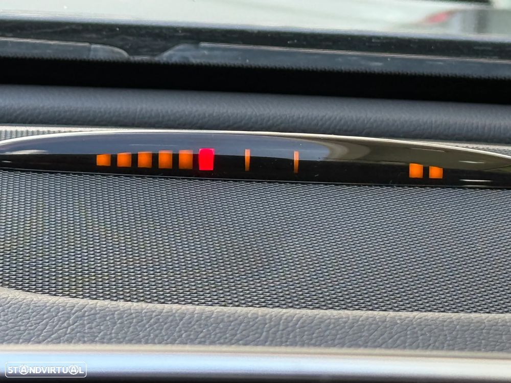 Mercedes-Benz GLA 180 CDI Urban - 39