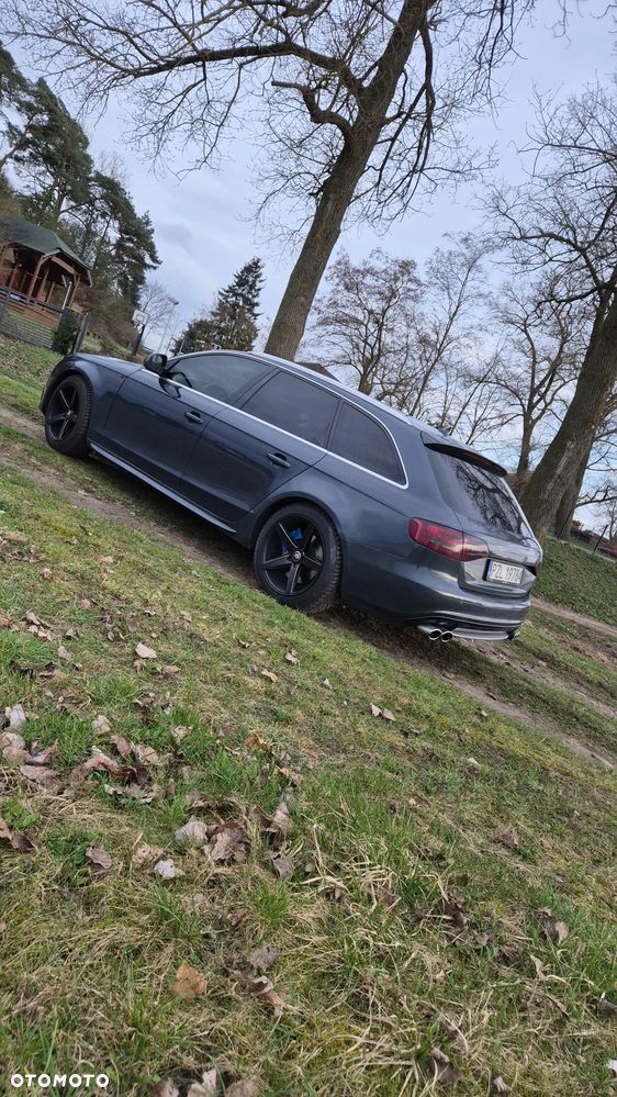 Audi A4 Avant 3.0 TDI Quattro - 9