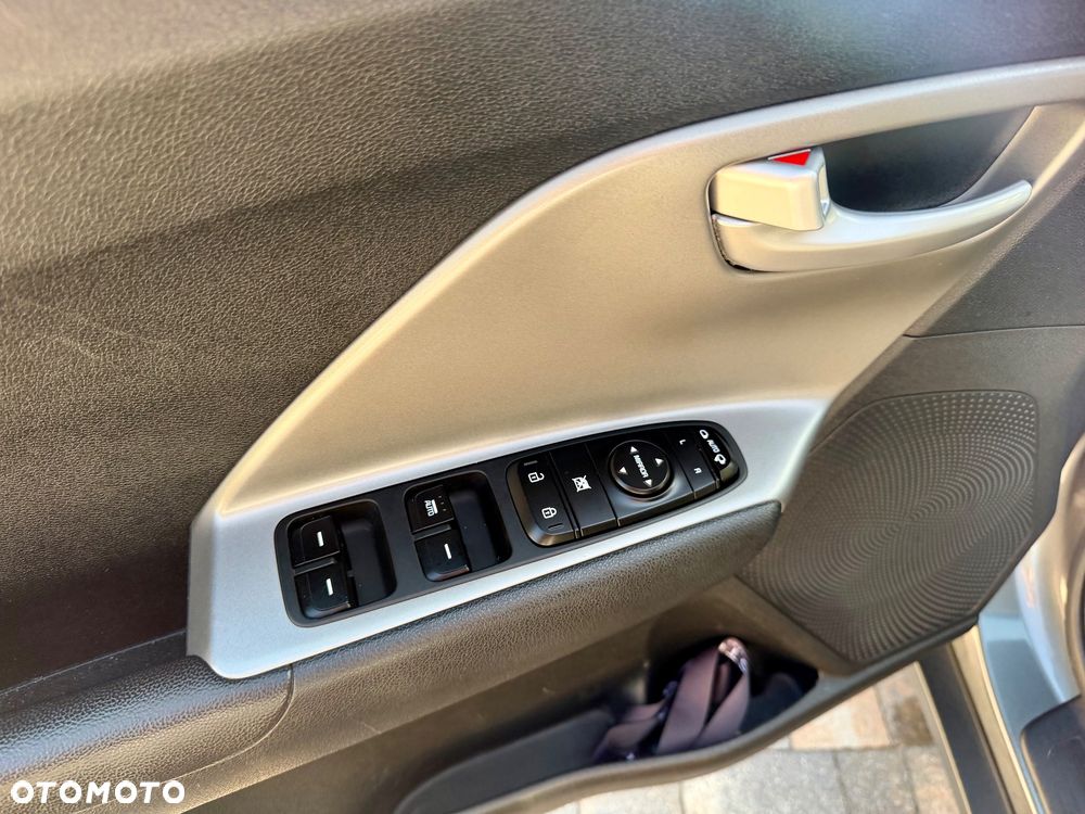 Kia Niro 1.6 GDI Hybrid M - 14