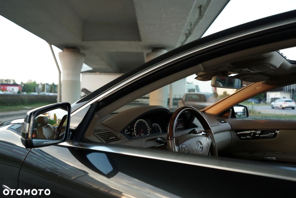 Mercedes-Benz CL 500 4-Matic BlueEff - 3