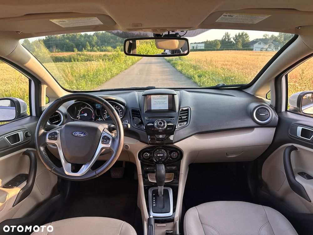 Ford Fiesta - 9