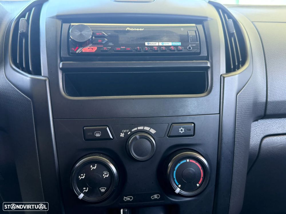 Isuzu D-Max 1.9 Ddi CD 4WD LS CM - 25