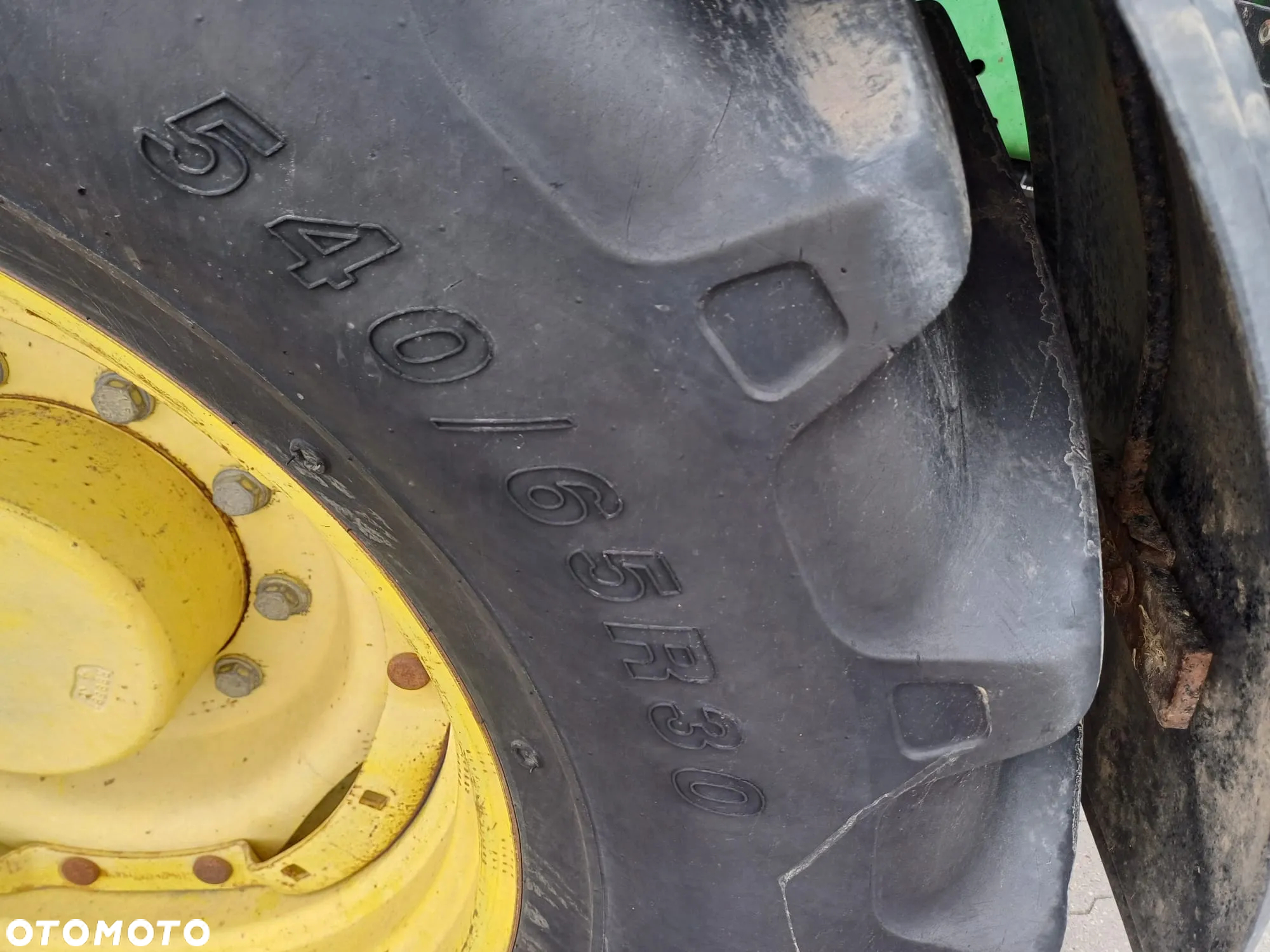 John Deere 7710 - 8