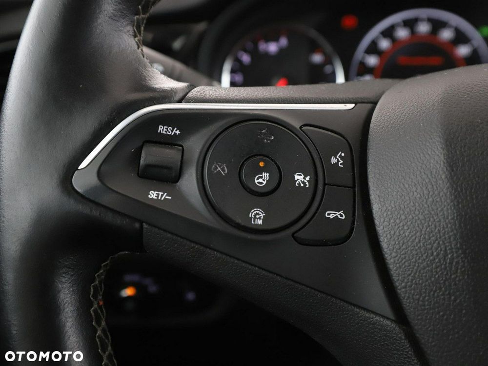 Opel Insignia 2.0 CDTI Innovation S&S - 32